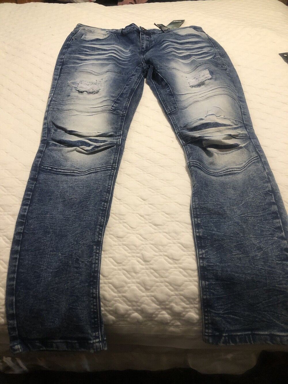 Mecca Mens Jeans 36X 32  Distressed  Retro-NWT-Retail $50